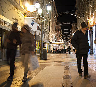 SHOPPING IN SANREMO Hotel