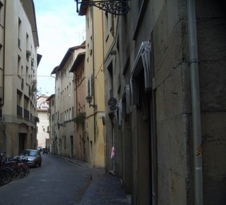 Oltrarno's Master Craftsman Hotel