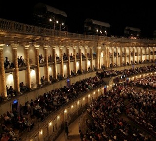 Opera lirica Arena Sferisterio Hotel