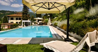 Villa Parri Pistoia Florence hotels
